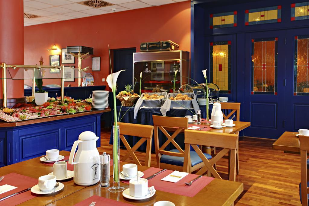 B&B Hotel Mannheim-City Facilități foto